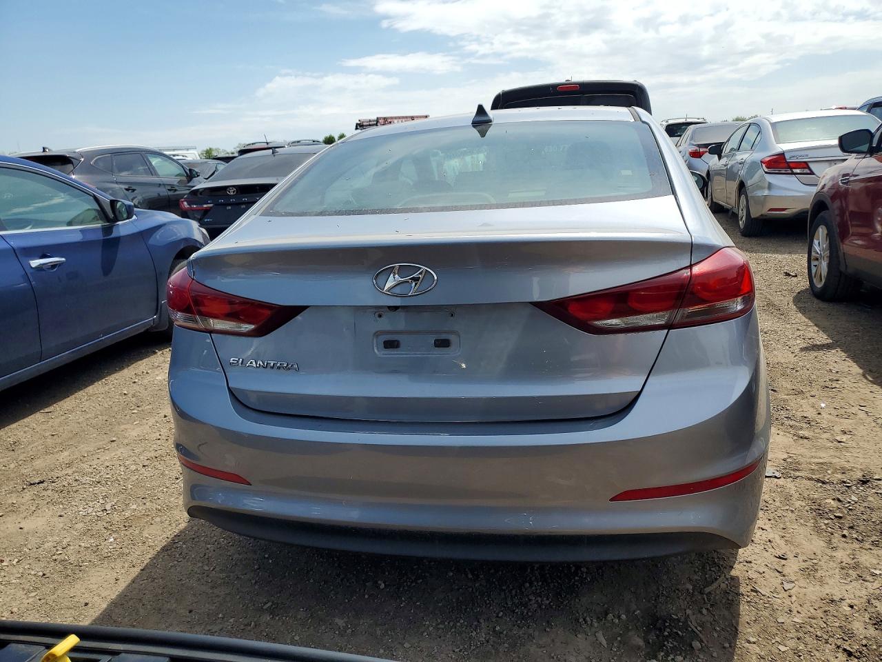 2017 HYUNDAI ELANTRA SE photo 11