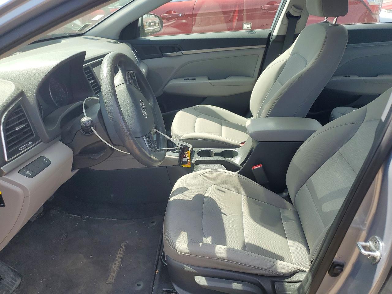 2017 HYUNDAI ELANTRA SE photo 13