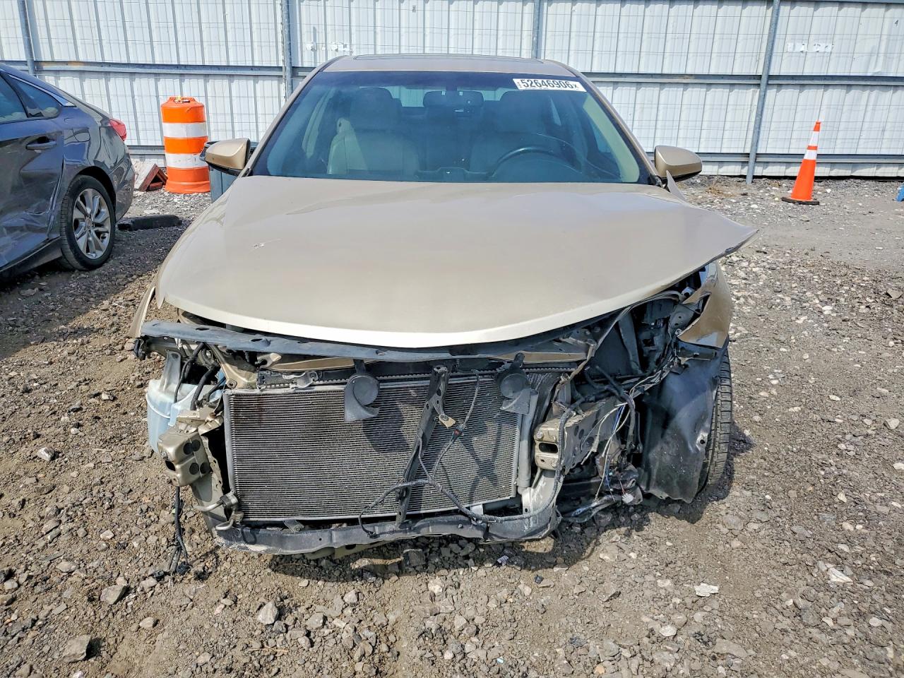 2012 TOYOTA CAMRY XLE V6 photo 9