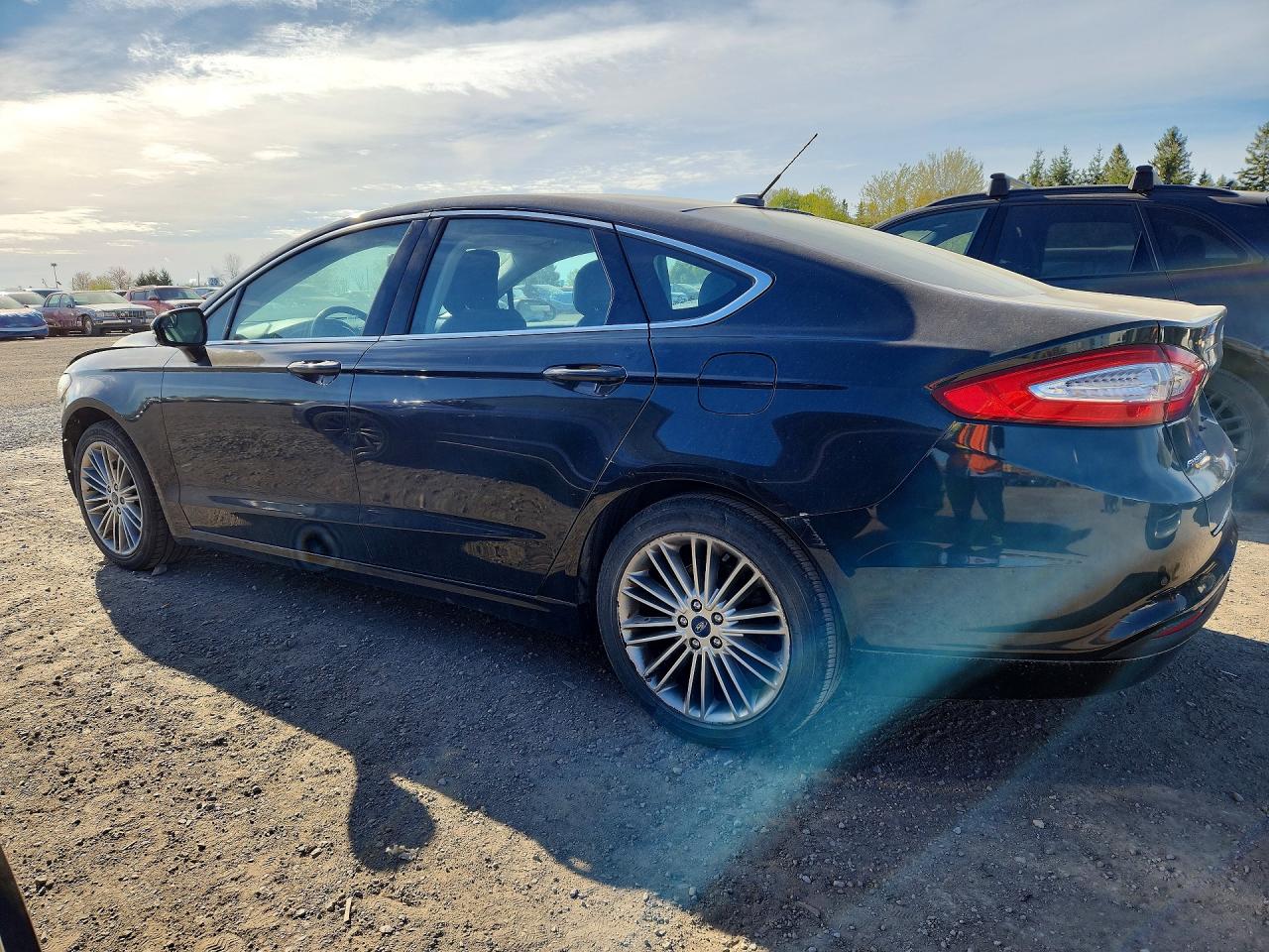 2013 FORD FUSION SE photo 3