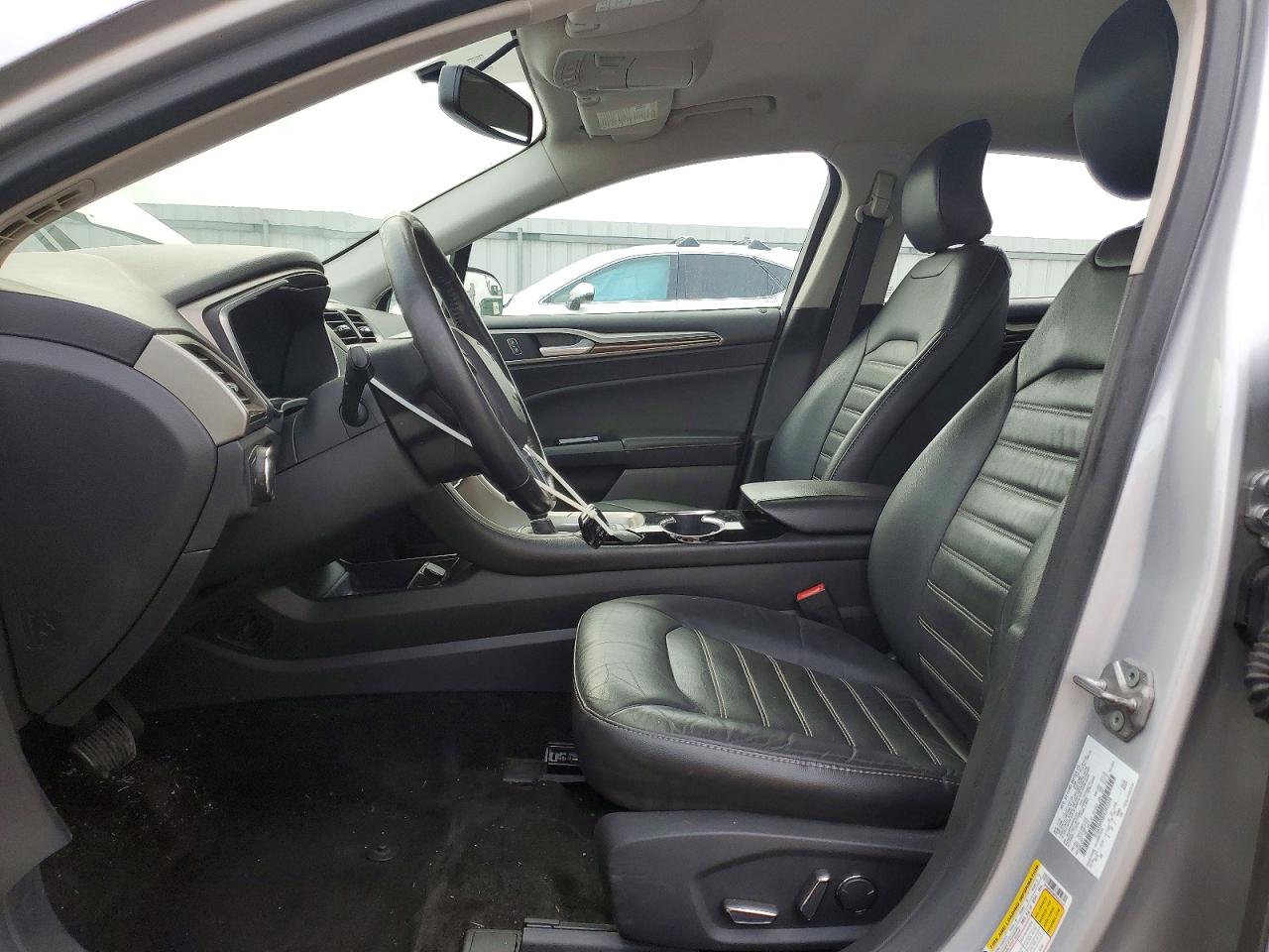 2015 FORD FUSION SE PHEV photo 13
