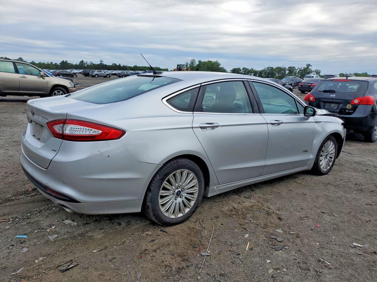 2015 FORD FUSION SE PHEV photo 5