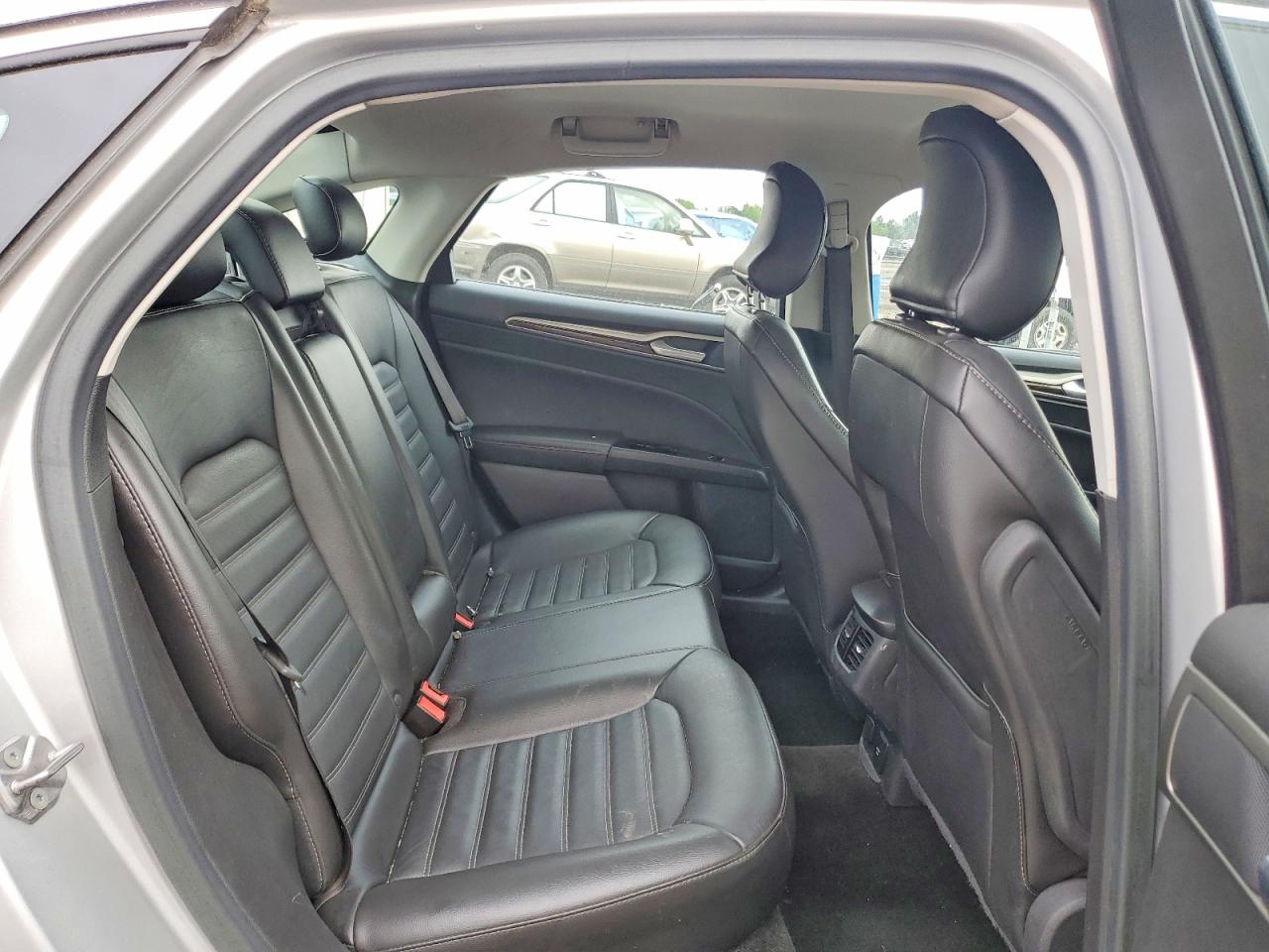 2015 FORD FUSION SE PHEV photo 19