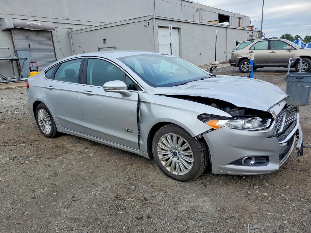2015 FORD FUSION SE PHEV photo 7