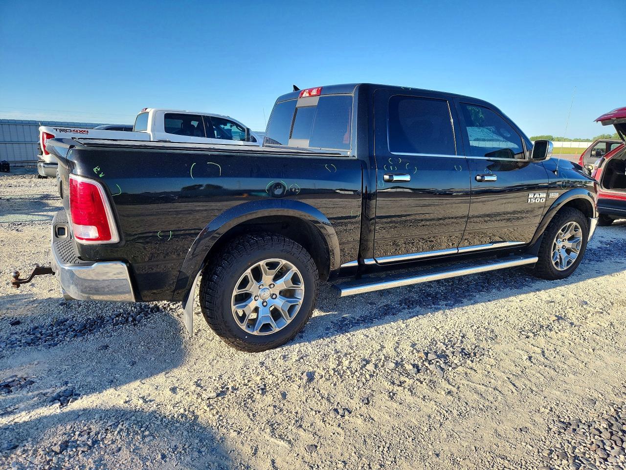 2018 RAM 1500 LONGHORN photo 3