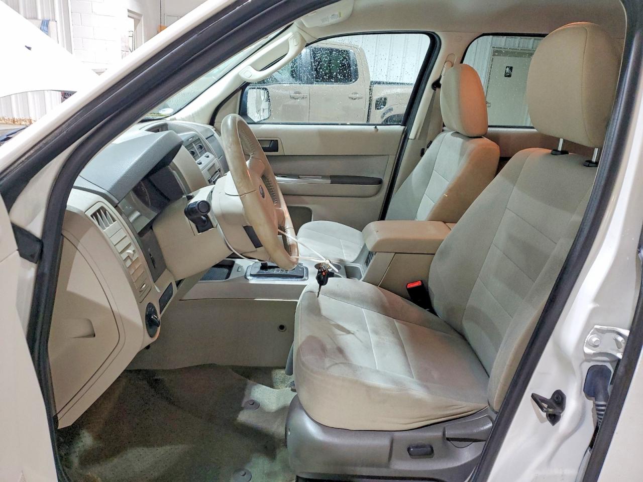 2012 FORD ESCAPE XLT photo 19