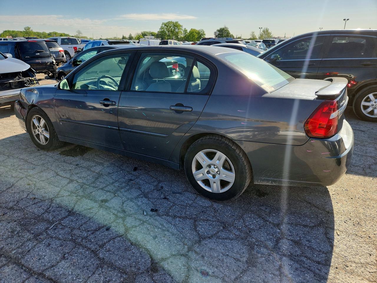 2008 CHEVROLET MALIBU LT photo 3
