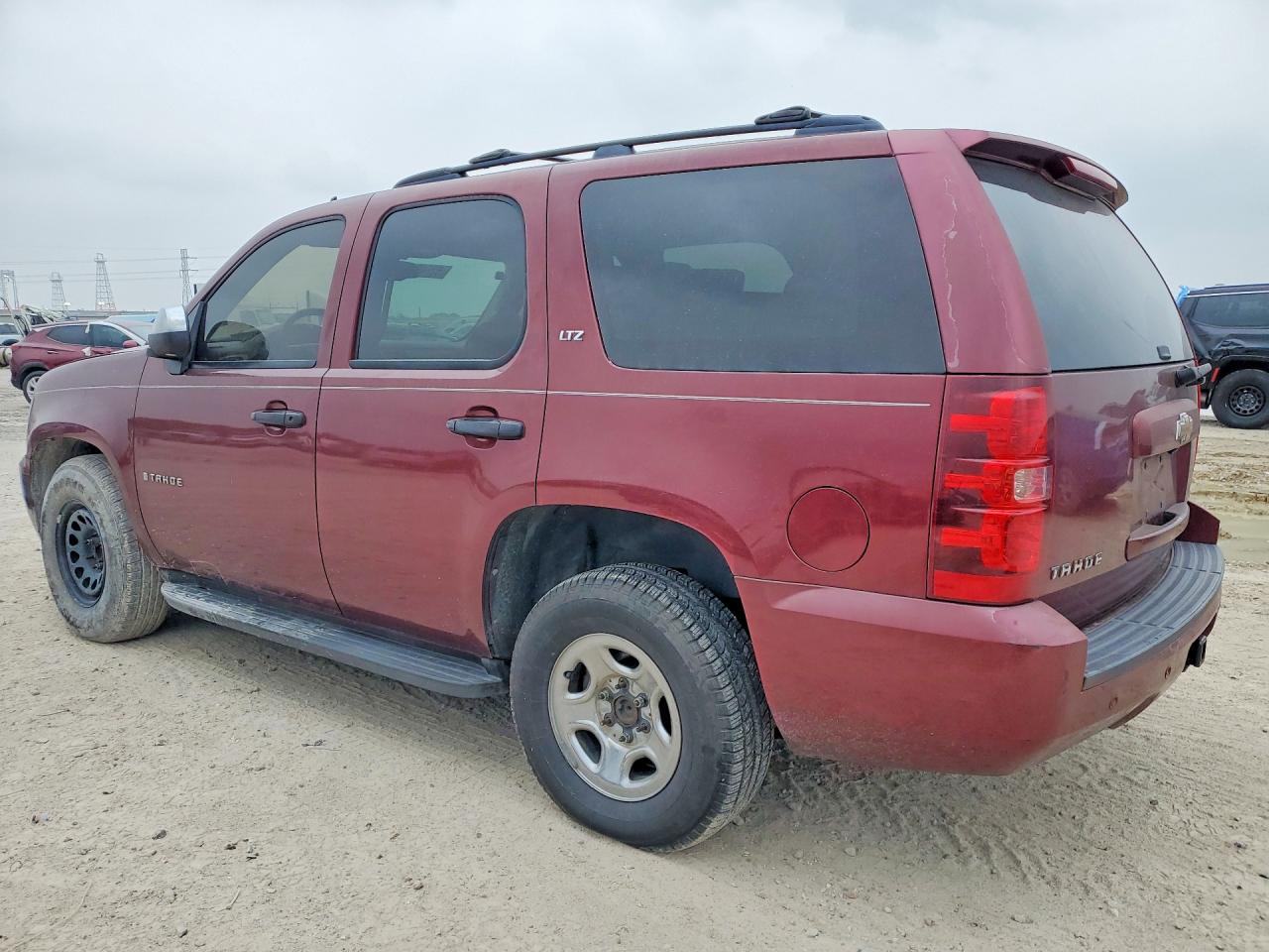 2008 CHEVROLET TAHOE C1500 photo 3