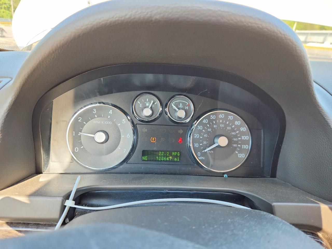 2008 MERCURY MILAN PREMIER photo 25