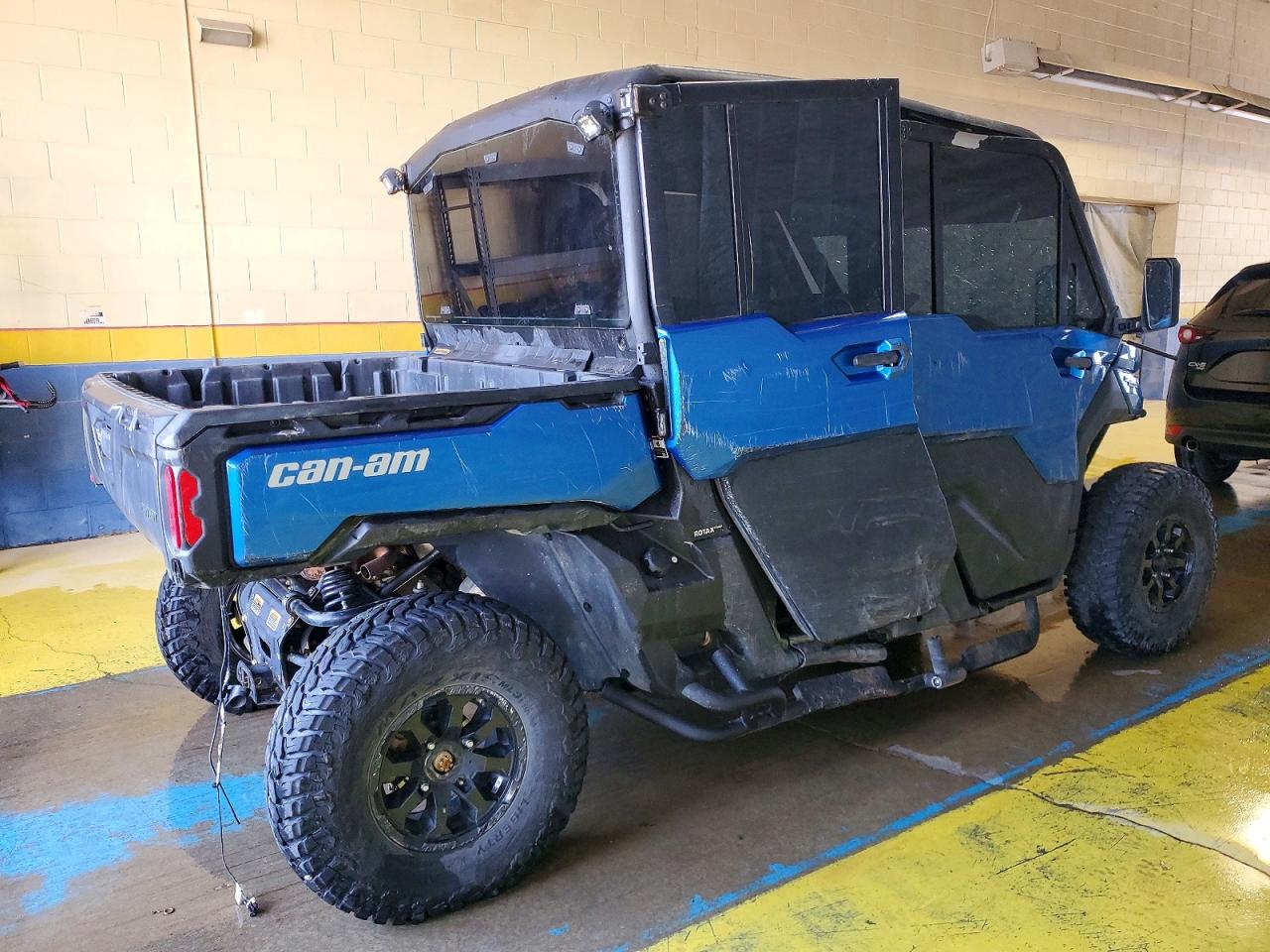 2022 CAN-AM DEFENDER UTILITY VEHICLE photo 7