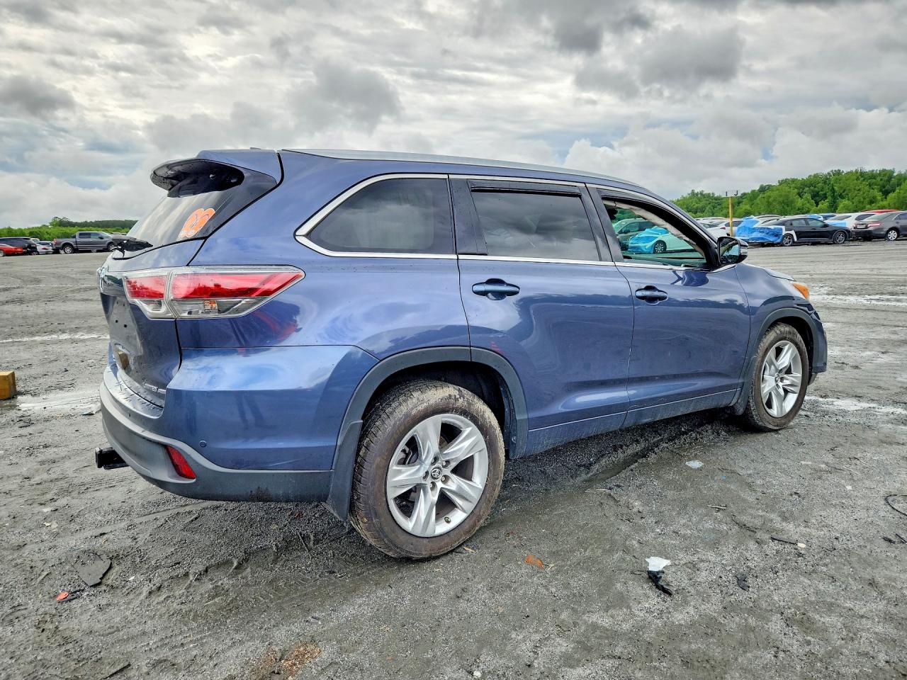 2016 TOYOTA HIGHLANDER LIMITED PLATINUM photo 3