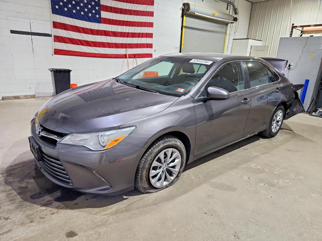 2016 TOYOTA CAMRY