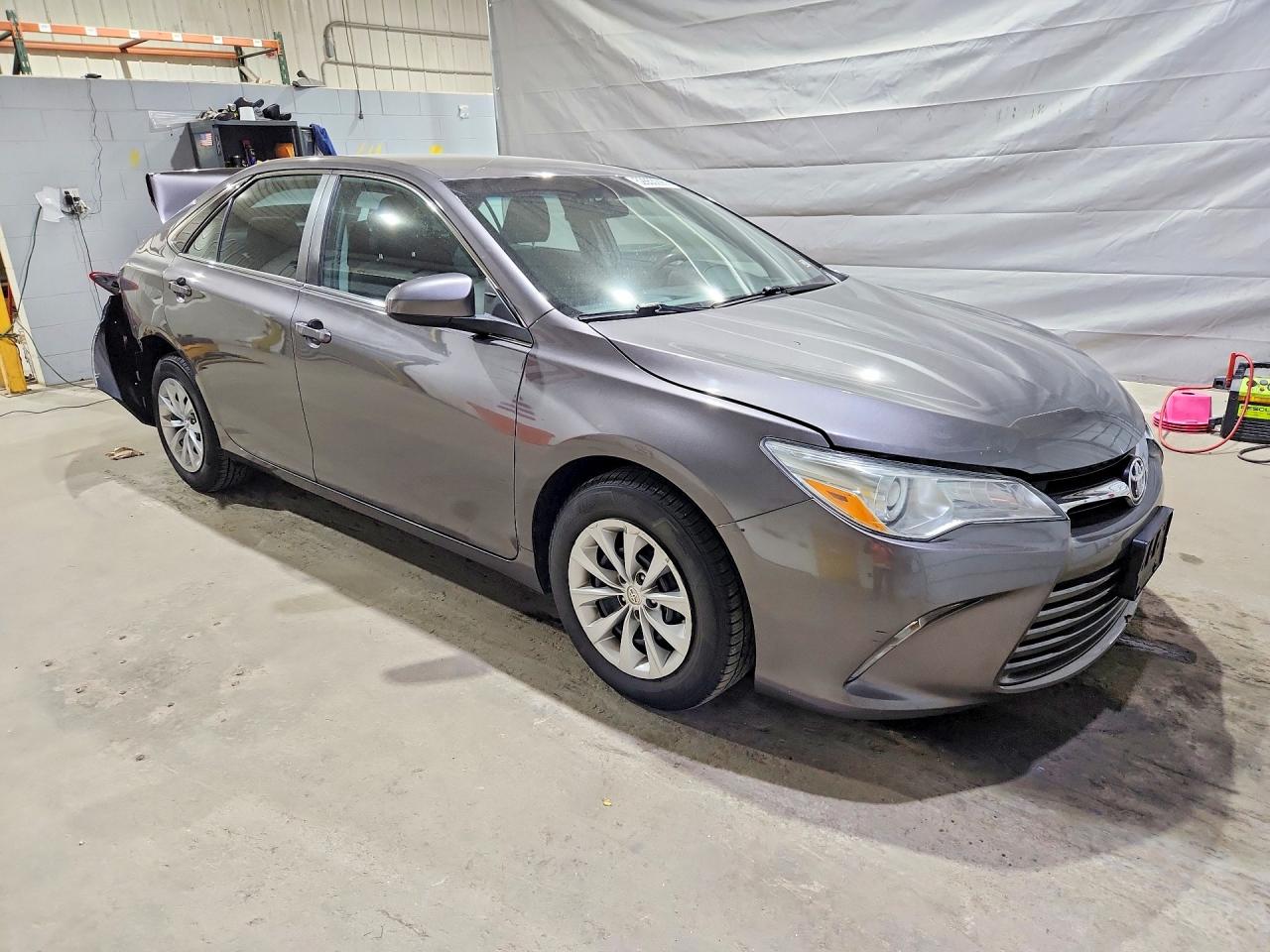 2016 TOYOTA CAMRY LE photo 7