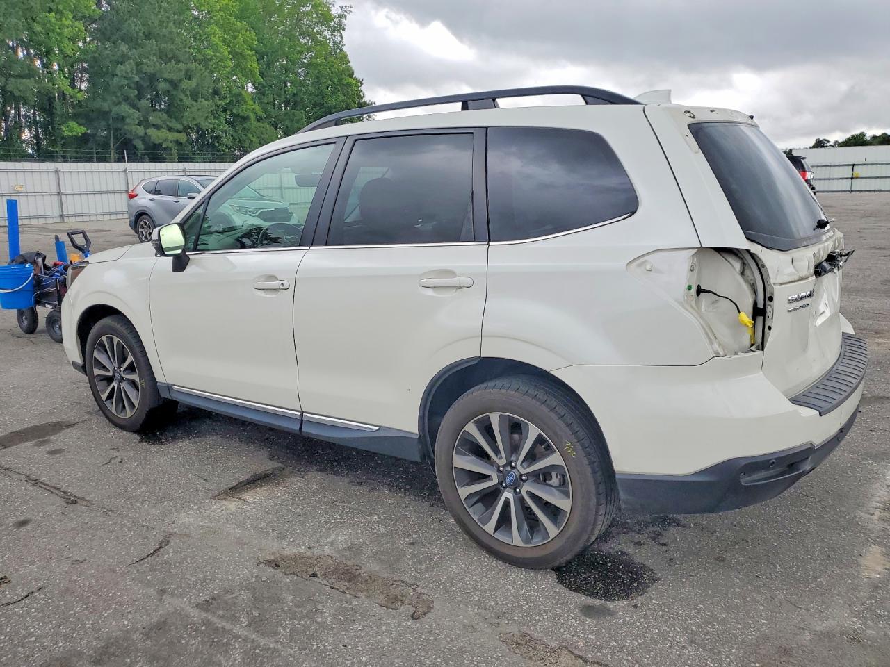 2018 SUBARU FORESTER 2.0XT TOURING photo 3