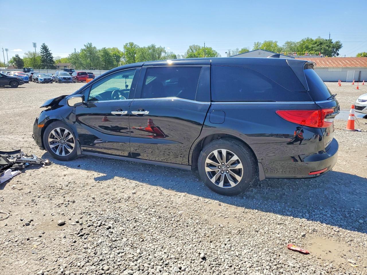 2023 HONDA ODYSSEY photo 3