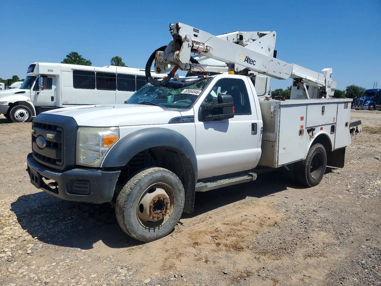 2013 FORD F550 SUPER DUTY BUCKET TRUCK photo 3