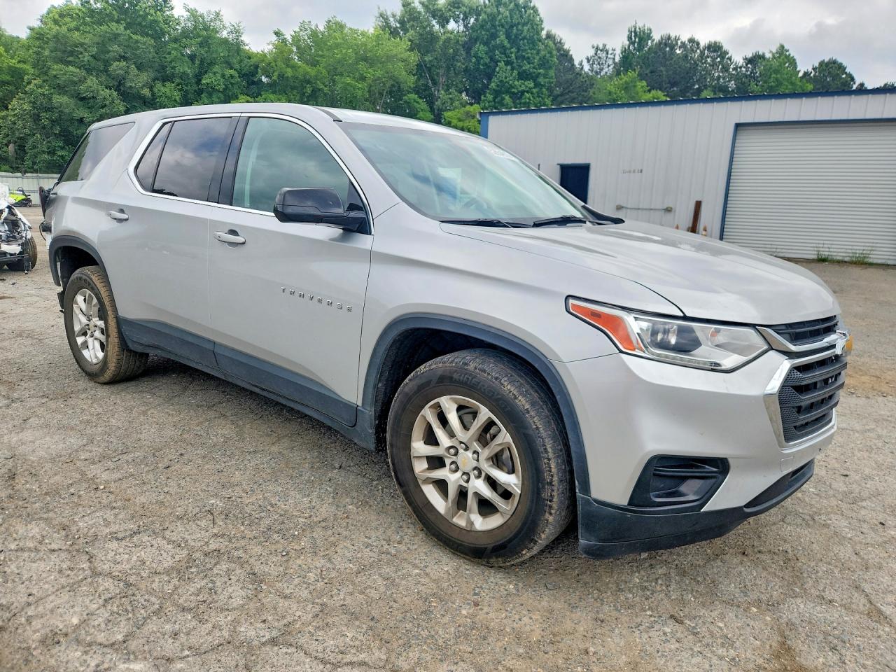 2020 CHEVROLET TRAVERSE LS photo 7