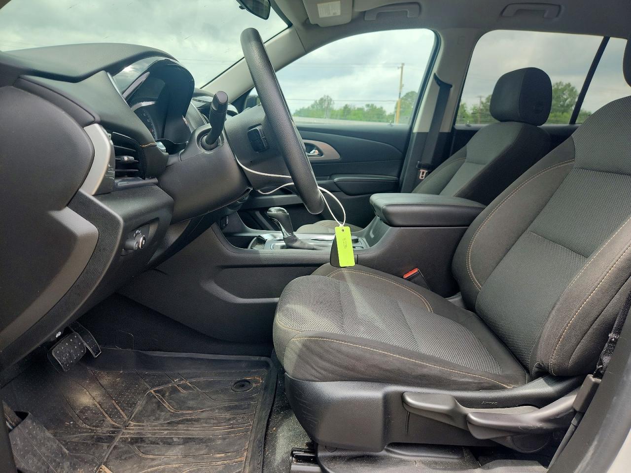 2020 CHEVROLET TRAVERSE LS photo 13