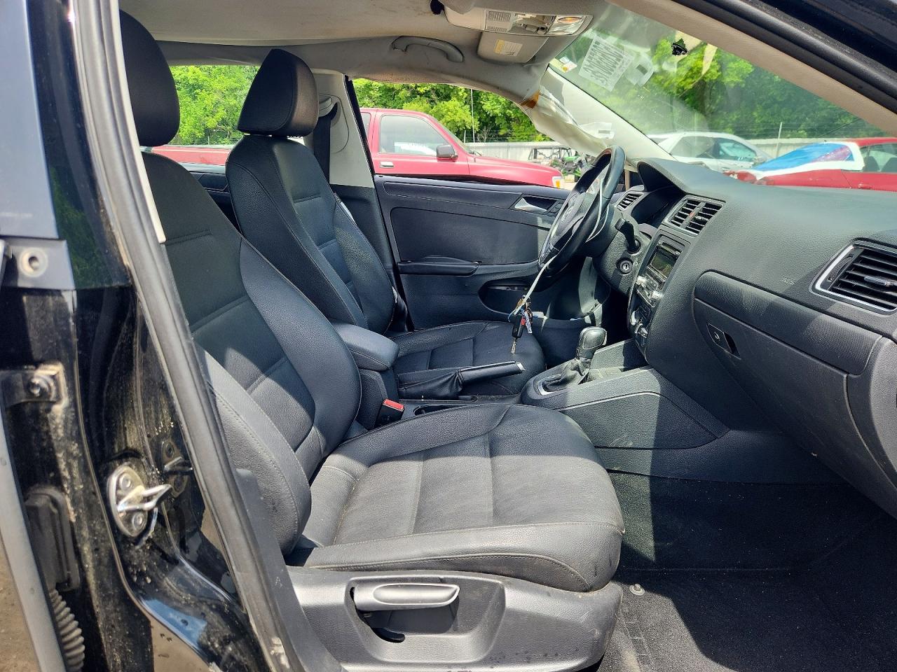 2012 VOLKSWAGEN JETTA SE photo 19