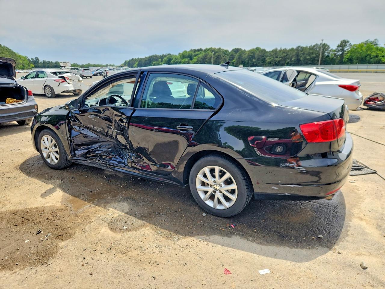 2012 VOLKSWAGEN JETTA SE photo 4