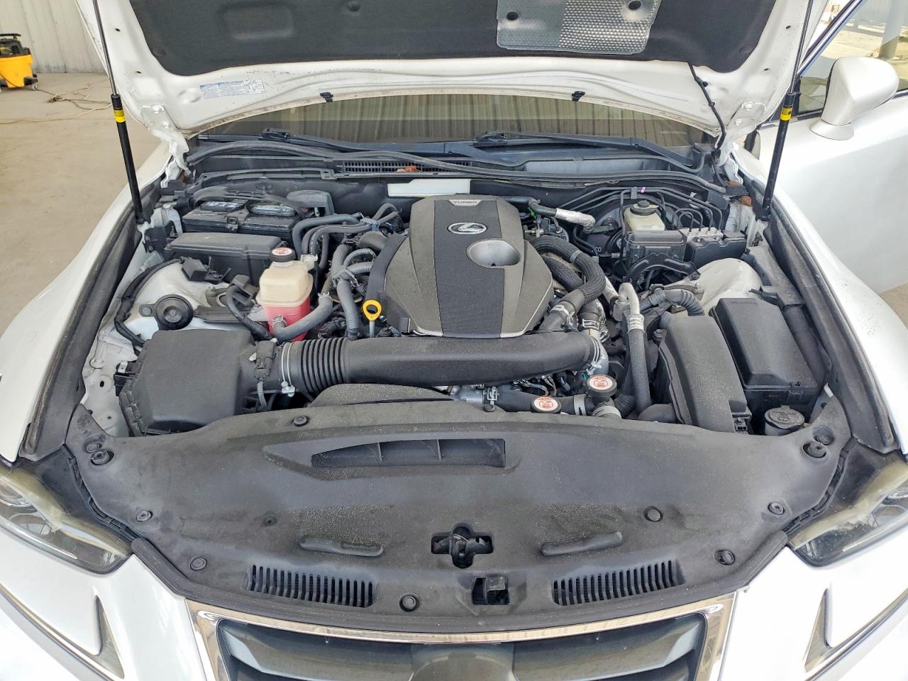 2017 LEXUS IS 200T photo 21