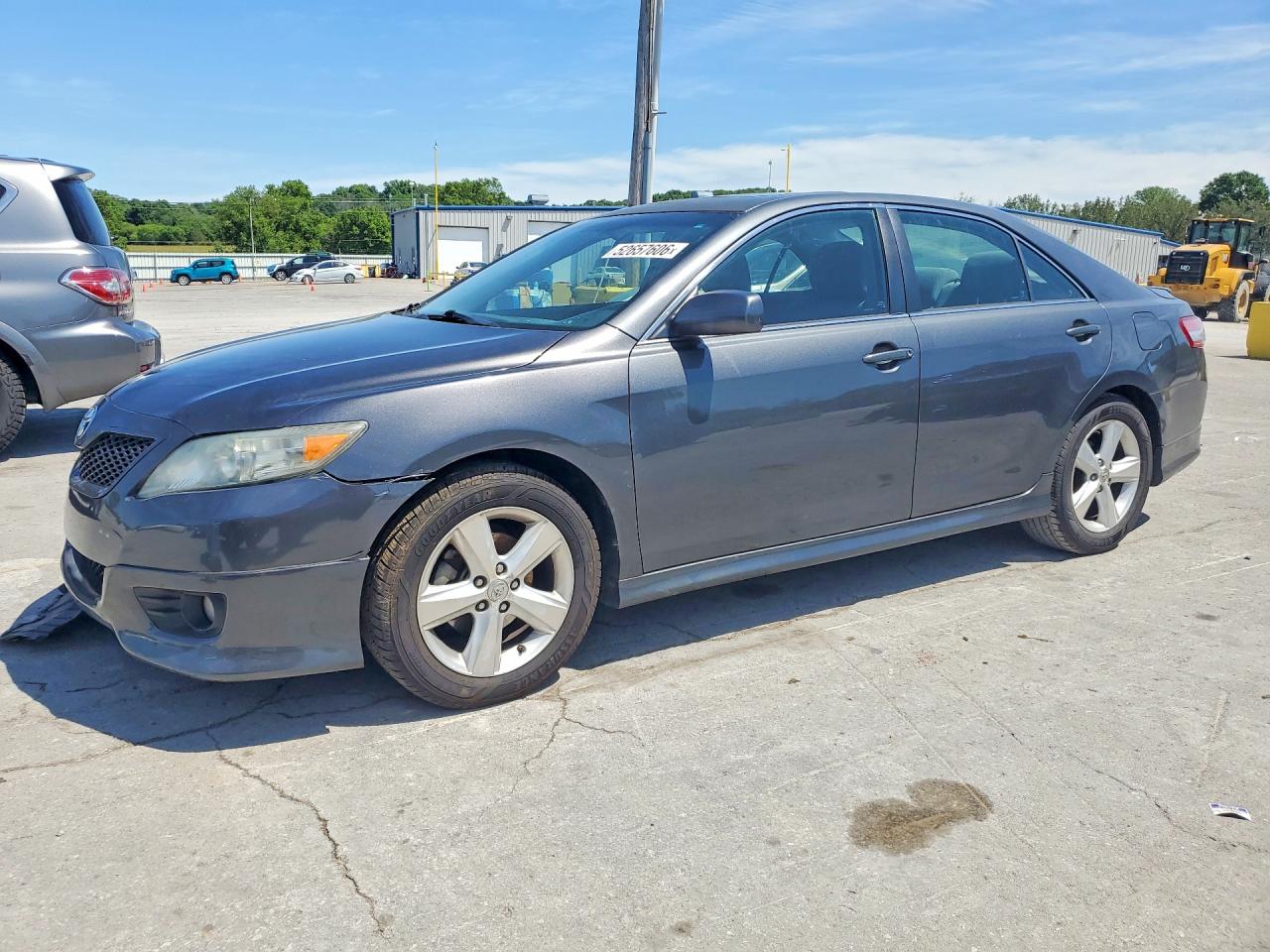 2011 TOYOTA CAMRY