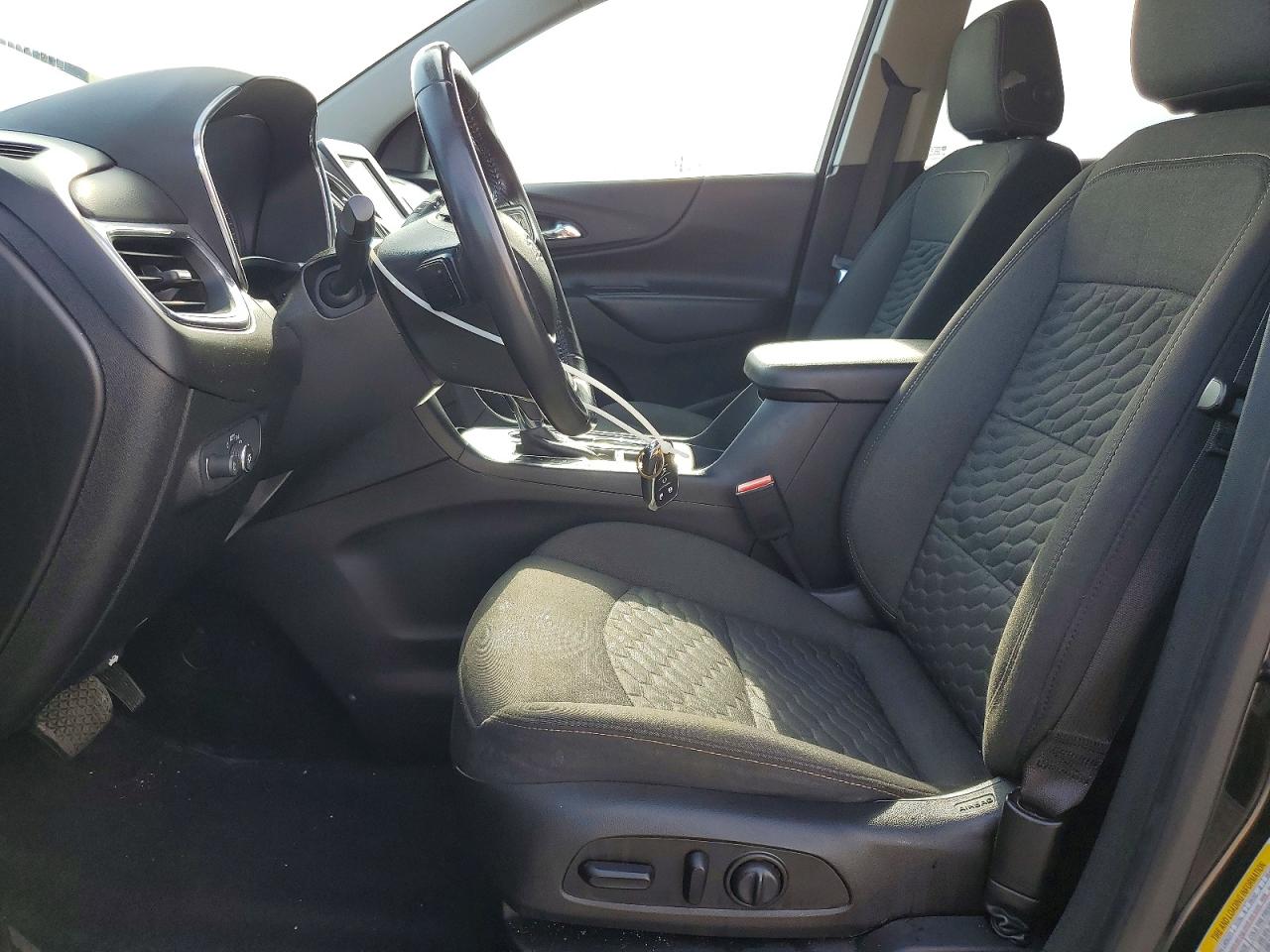 2019 CHEVROLET EQUINOX LT photo 19
