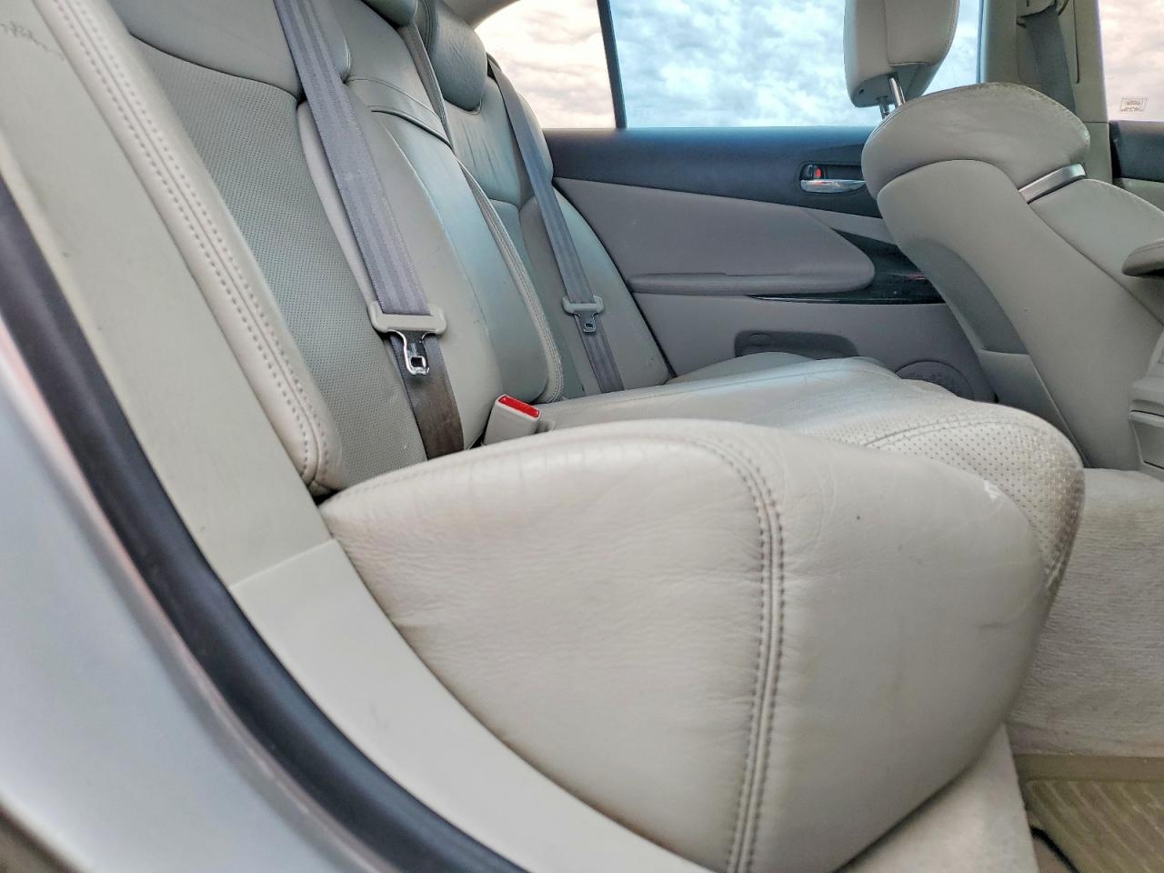 2010 LEXUS GS 350 photo 28