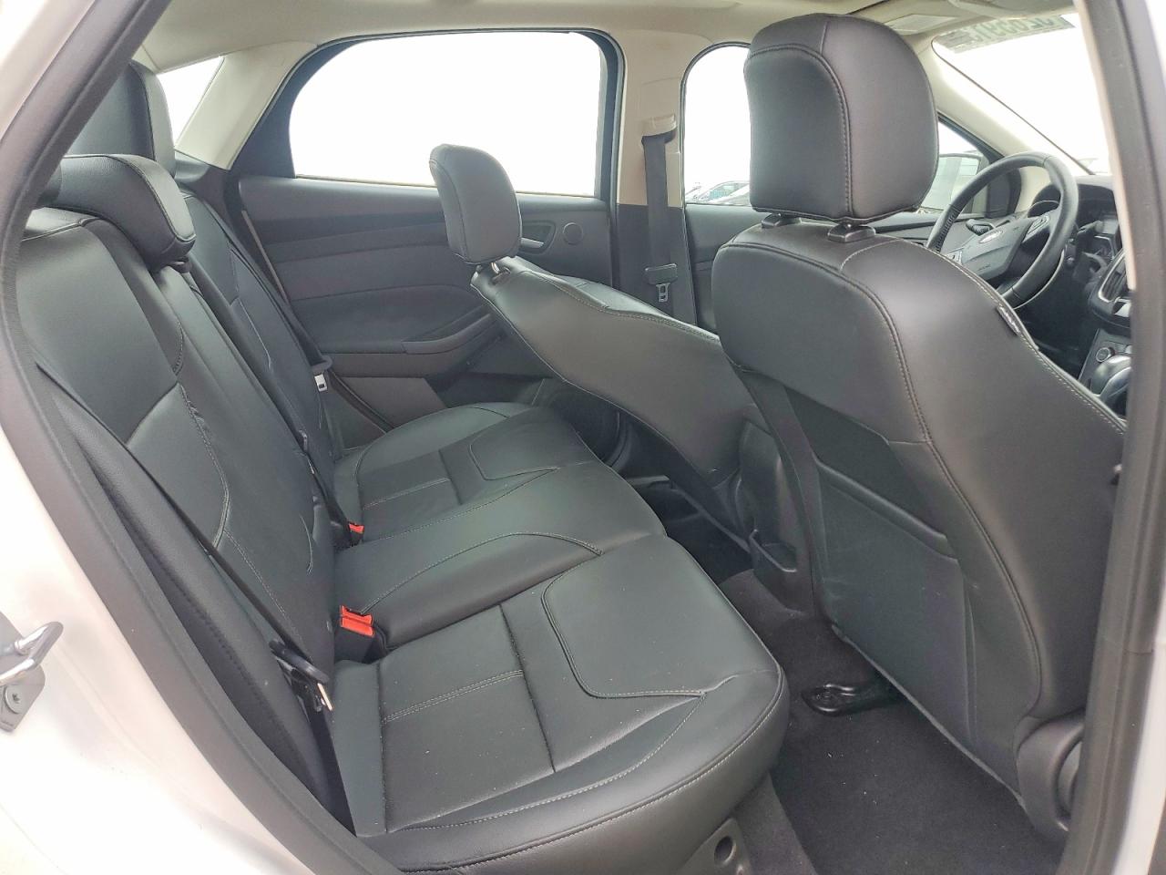 2017 FORD FOCUS TITANIUM photo 19