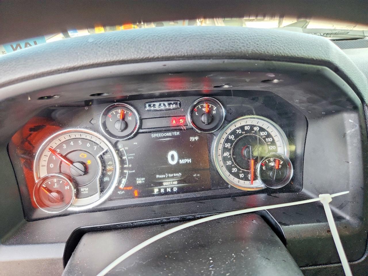 2022 RAM 1500 CLASSIC SLT photo 17