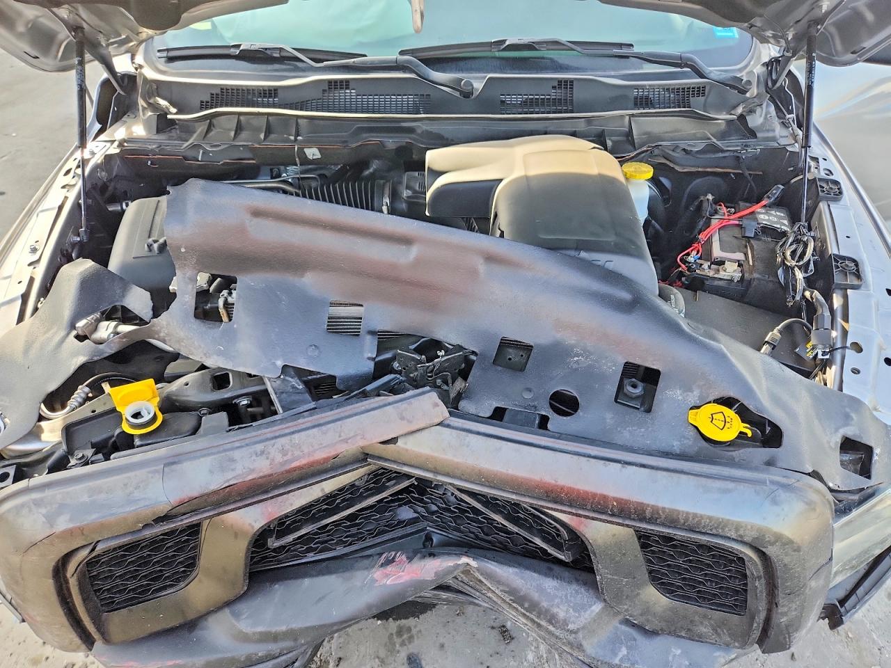2022 RAM 1500 CLASSIC SLT photo 21