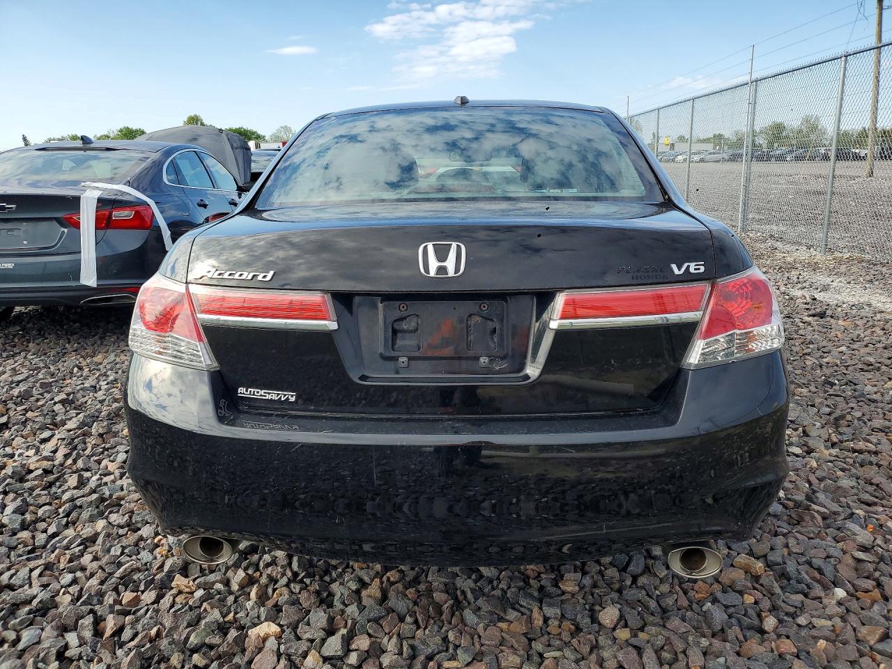 2011 HONDA ACCORD EXL photo 11
