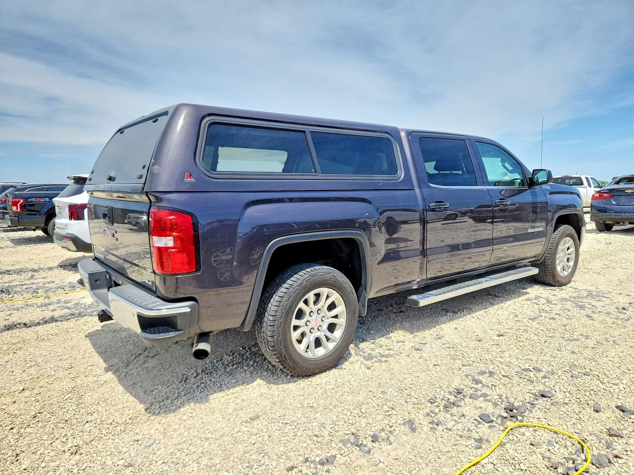2014 GMC SIERRA K1500 SLE photo 3