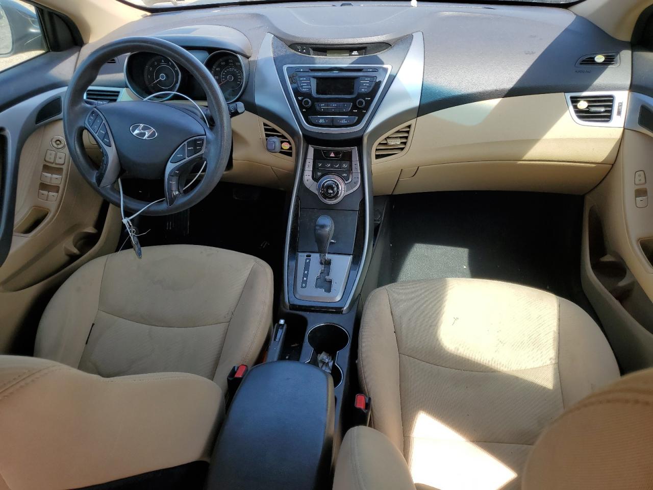 2013 HYUNDAI ELANTRA BASE photo 22