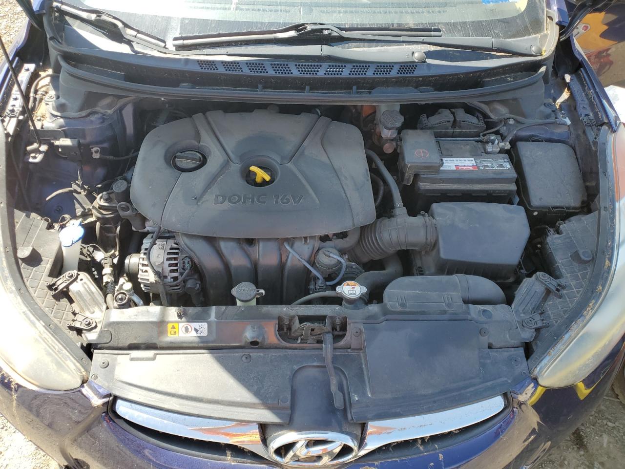 2013 HYUNDAI ELANTRA BASE photo 31