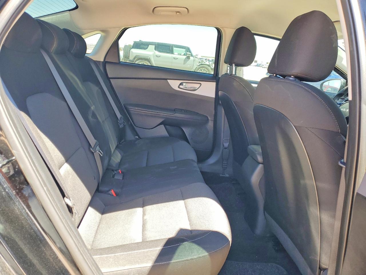2024 KIA FORTE LXS photo 19