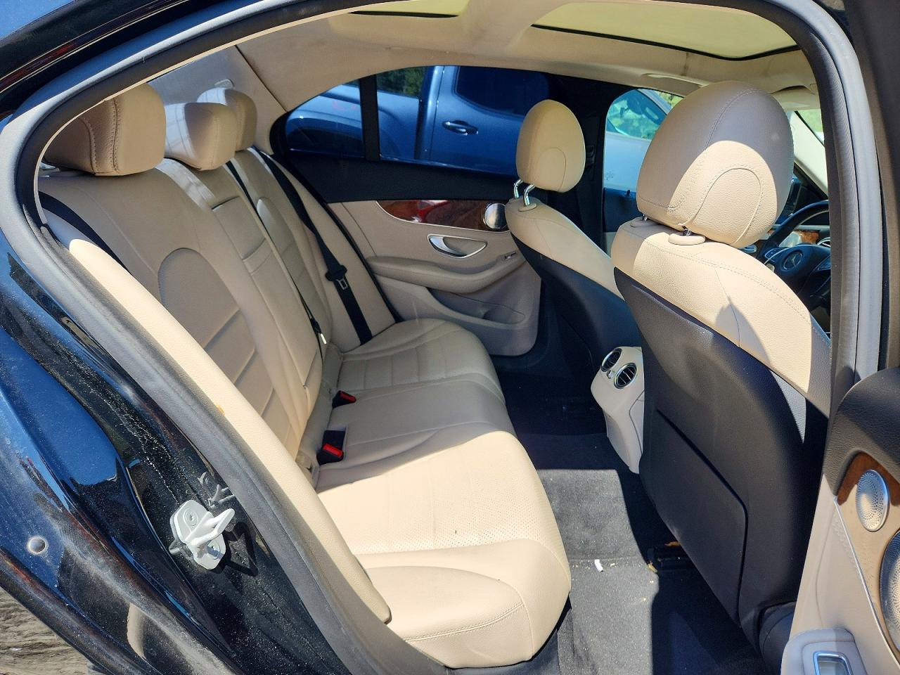 2015 MERCEDES-BENZ C 300 4MATIC photo 28
