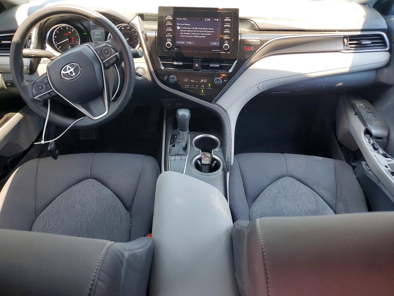 2024 TOYOTA CAMRY LE photo 22