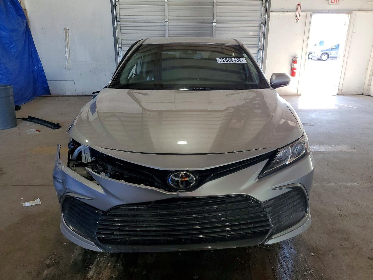 2024 TOYOTA CAMRY LE photo 13