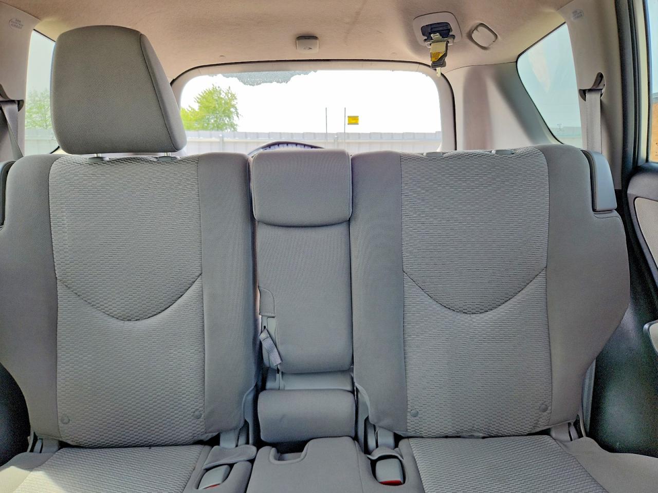 2011 TOYOTA RAV4 BASE photo 10