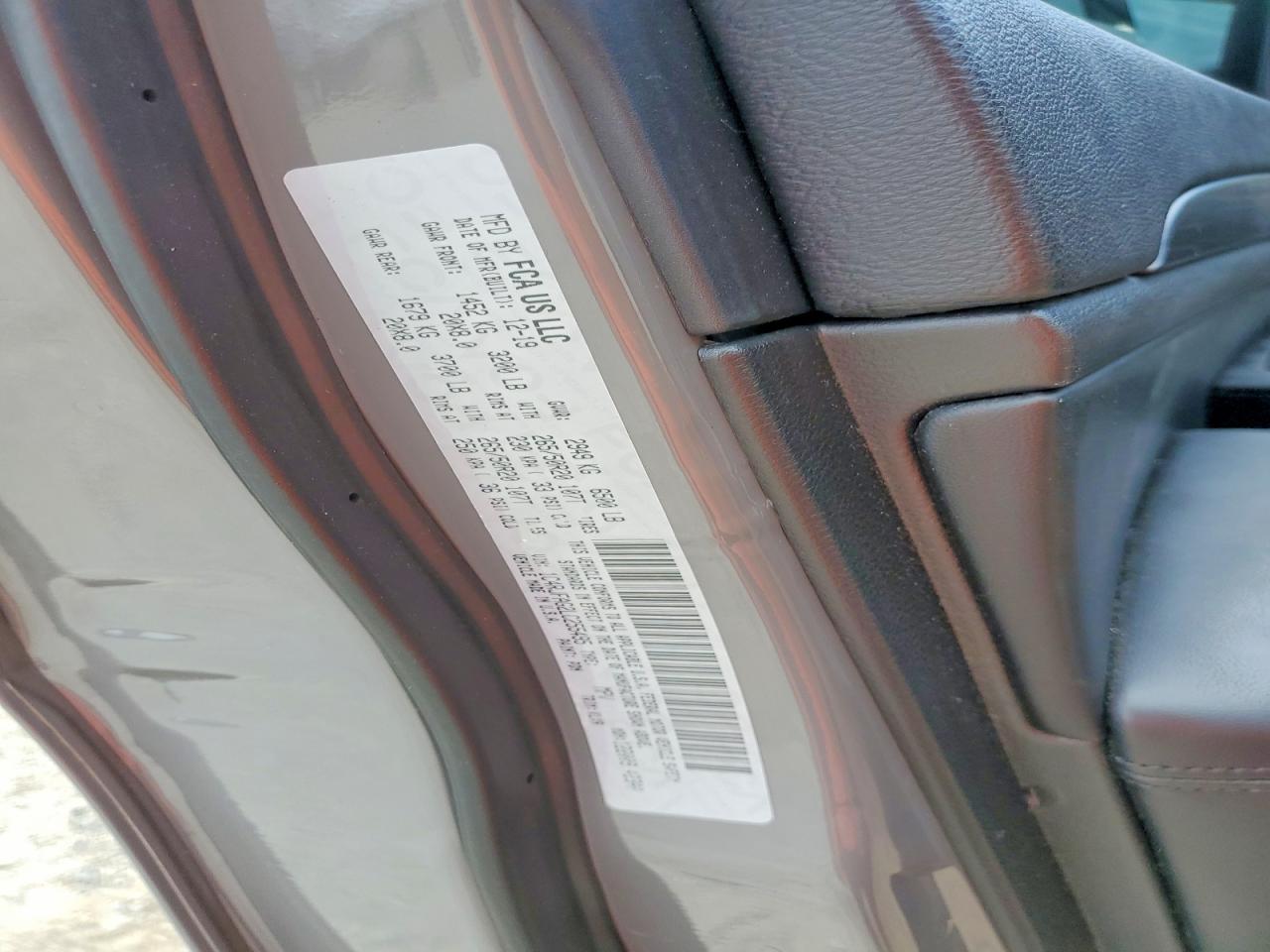 2020 JEEP GRAND CHEROKEE LAREDO photo 23