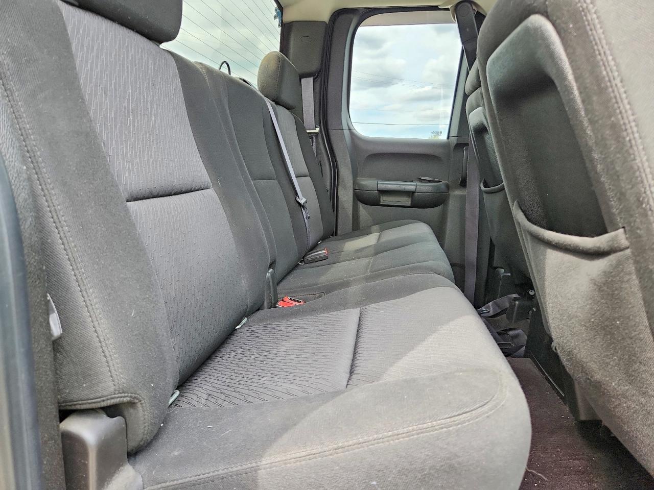 2011 GMC SIERRA K1500 SLE photo 28