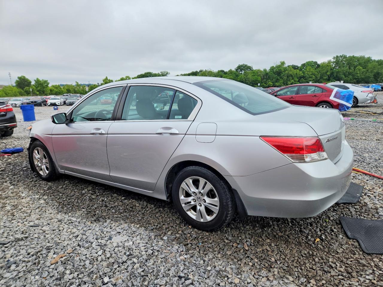 2010 HONDA ACCORD LXP photo 4
