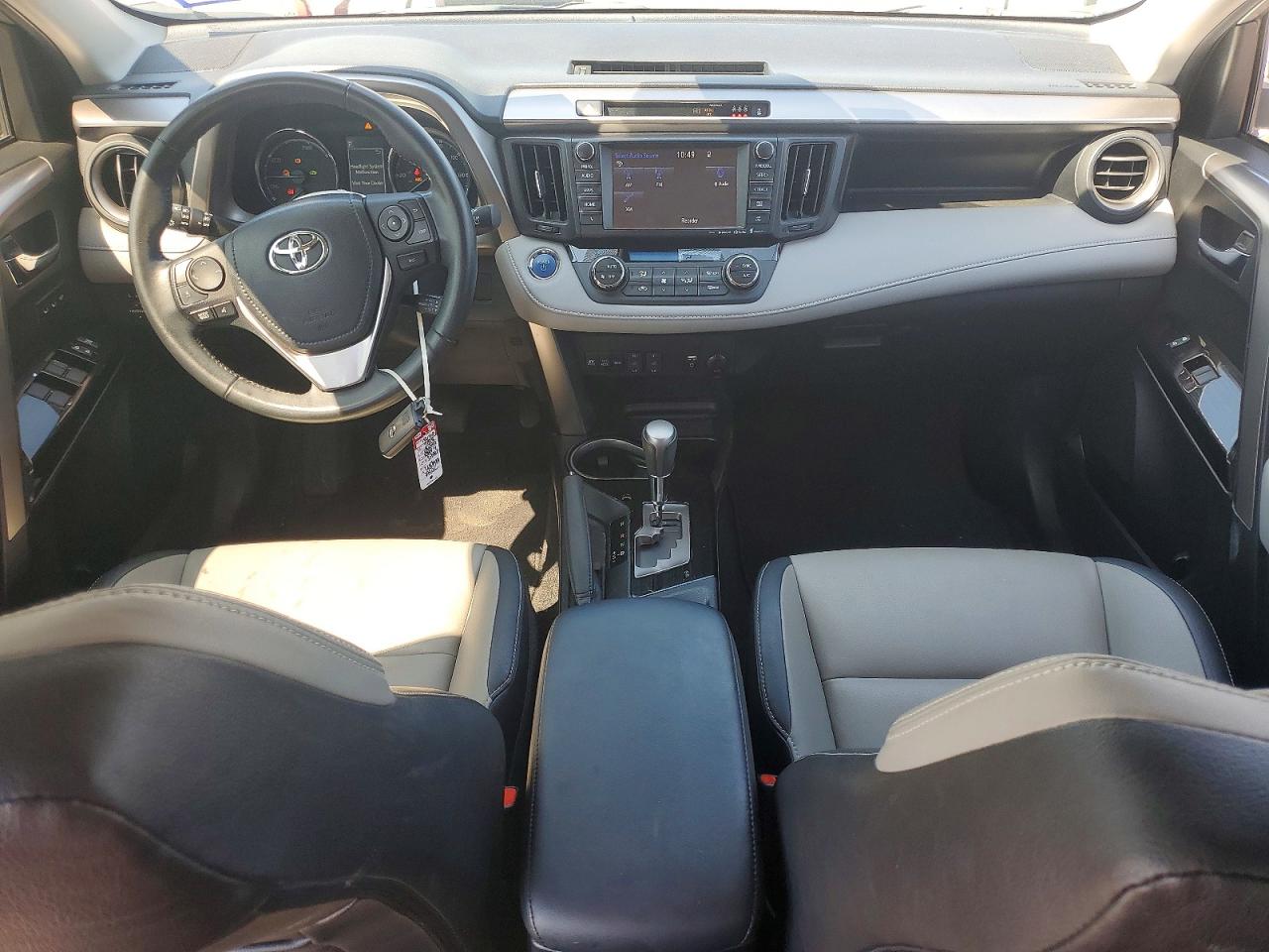 2018 TOYOTA RAV4 HV LIMITED photo 15