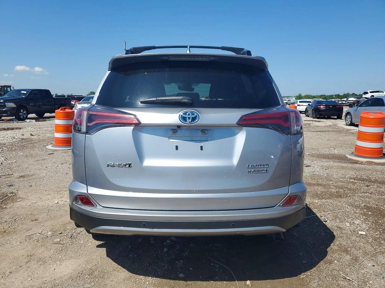 2018 TOYOTA RAV4 HV LIMITED photo 11