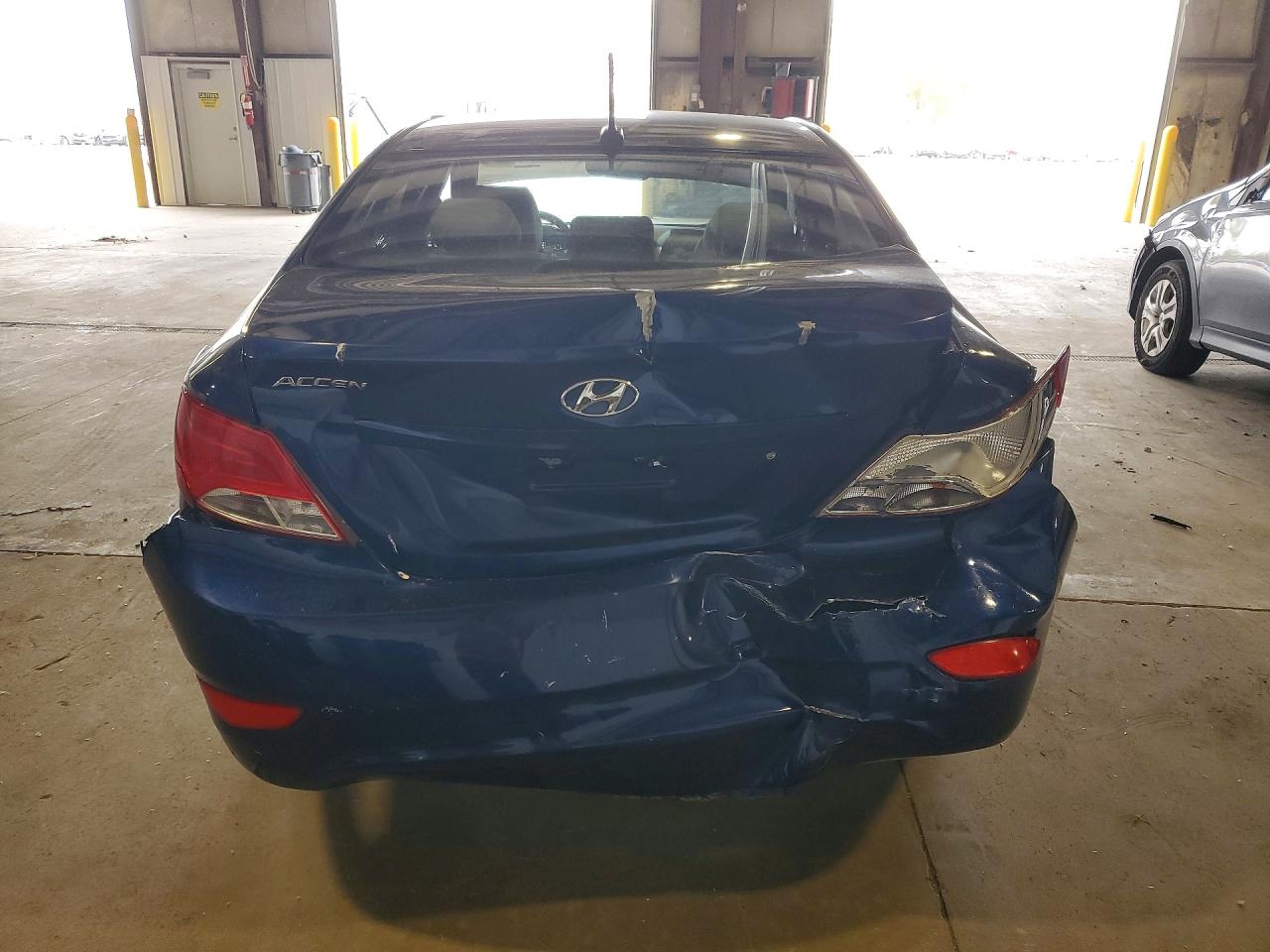 2015 HYUNDAI ACCENT photo 11