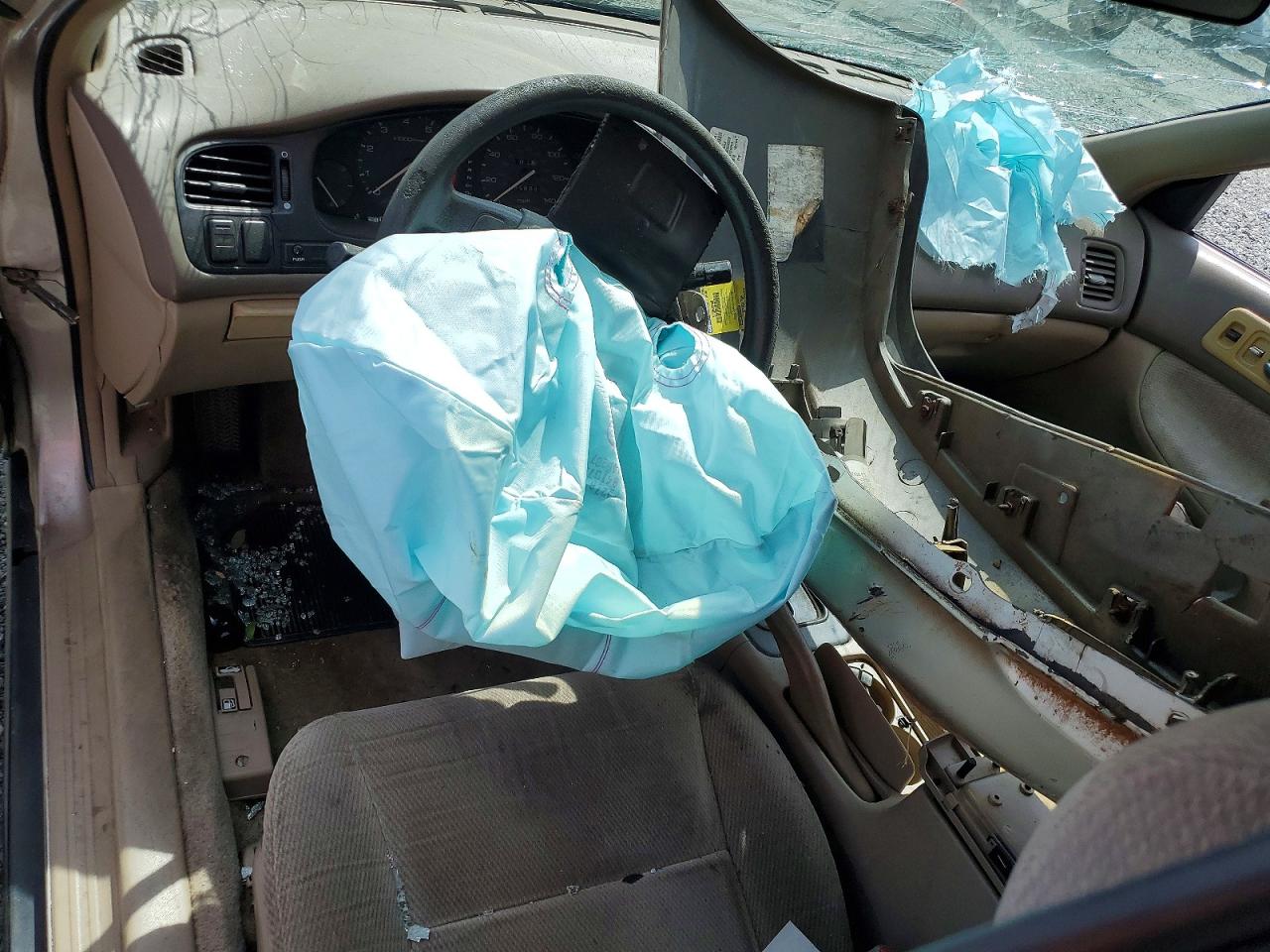 1997 HONDA ACCORD LX photo 15
