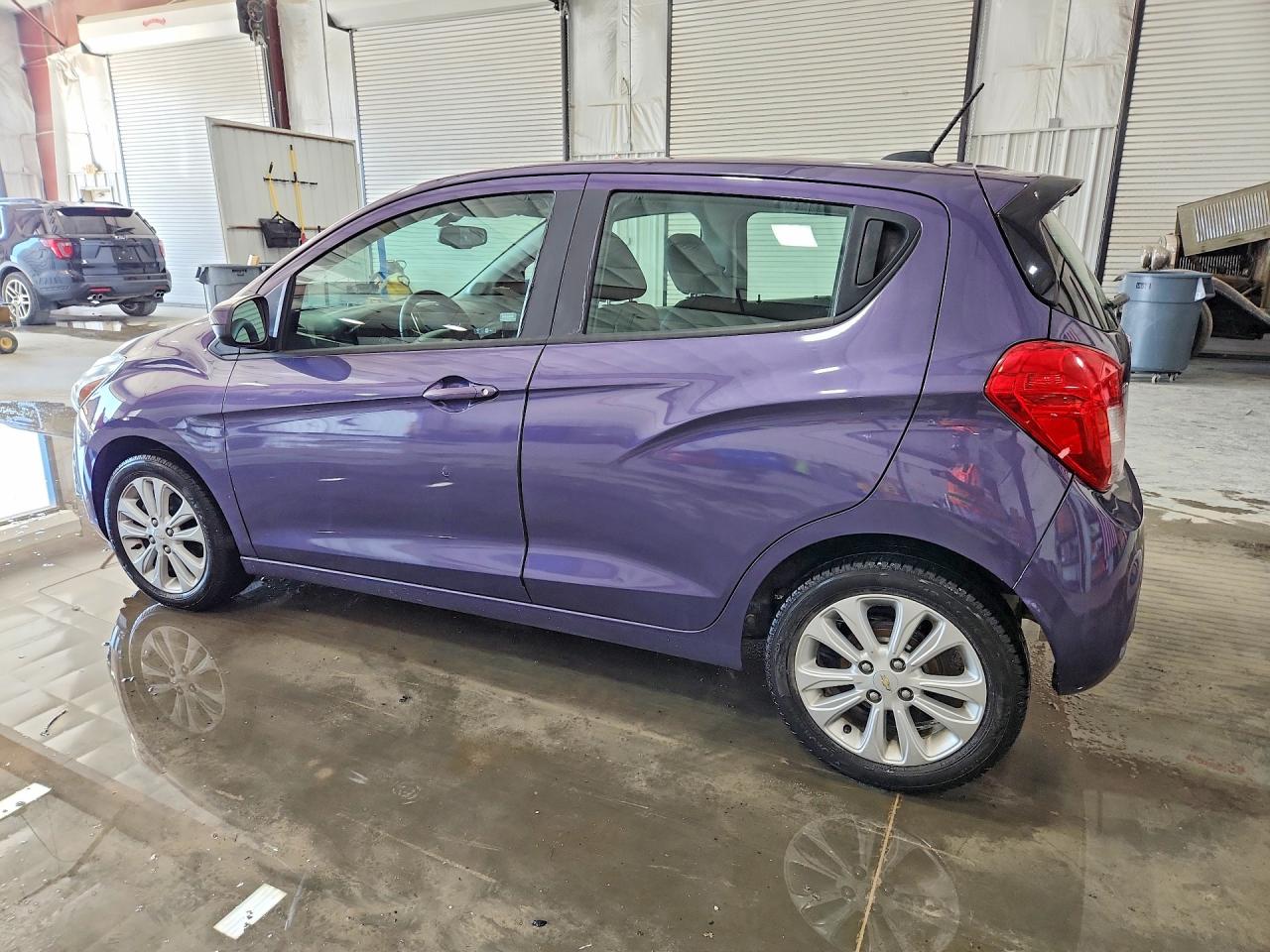 2017 CHEVROLET SPARK 1LT photo 3