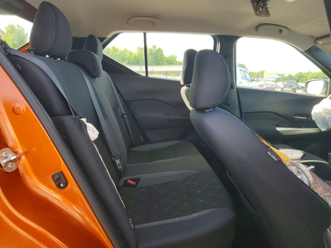 2020 NISSAN KICKS SV photo 21