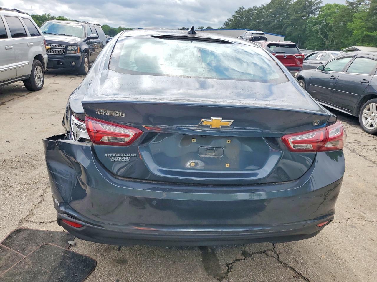 2020 CHEVROLET MALIBU LT photo 11